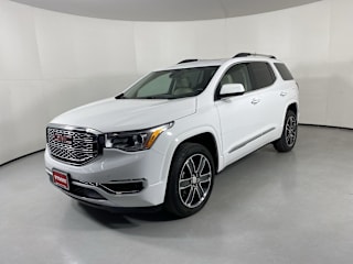 2019 GMC Acadia Denali 1GKKNPLS3KZ154205 2019 GMC Acadia Denali