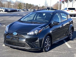 2019 Toyota Prius c LE JTDKDTB32K1623932 2019 Toyota Prius c LE