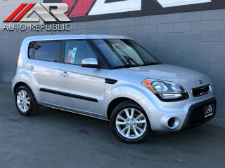 2012 Kia Soul + KNDJT2A67C7369346 2012 Kia Soul +