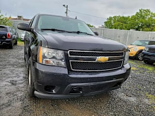 2013 Chevrolet Suburban LT 1500 1GNSKJE74DR198802 2013 Chevrolet Suburban LT 1500