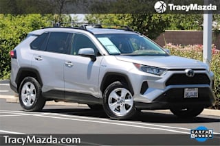 2019 Toyota RAV4 Hybrid LE JTMMWRFV1KD019742 2019 Toyota RAV4 Hybrid LE