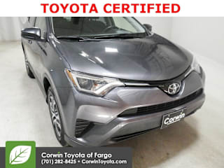 2018 Toyota RAV4 LE JTMBFREV5JJ210086 2018 Toyota RAV4 LE