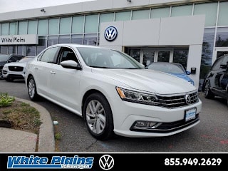 2018 Volkswagen Passat 2.0T SE 1VWBA7A36JC051412 2018 Volkswagen Passat 2.0T SE