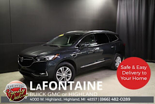 2018 Buick Enclave Essence 5GAERBKW6JJ163242 2018 Buick Enclave Essence