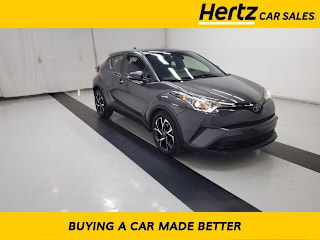 2019 Toyota C-HR XLE JTNKHMBXXK1035303 2019 Toyota C-HR XLE