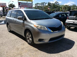2014 Toyota Sienna LE 8-Passenger 5TDKK3DCXES492596 2014 Toyota Sienna LE 8-Passenger