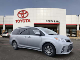 2020 Toyota Sienna XLE 8-Passenger 5TDYZ3DCXLS028579 2020 Toyota Sienna XLE 8-Passenger
