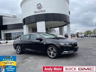 2019 Buick Regal Sportback Preferred II W04GM6SX9K1042979 2019 Buick Regal Sportback Preferred II
