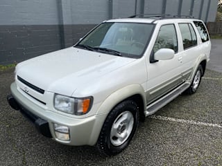 1999 Infiniti QX4 Base JNRAR05Y4XW045667 1999 Infiniti QX4 Base