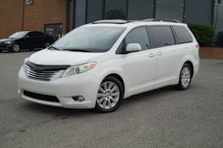 2011 Toyota Sienna XLE 8-Passenger 5TDYK3DC1BS118643 2011 Toyota Sienna XLE 8-Passenger