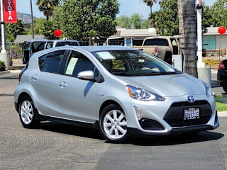 2017 Toyota Prius c Two JTDKDTB34H1598735 2017 Toyota Prius c Two