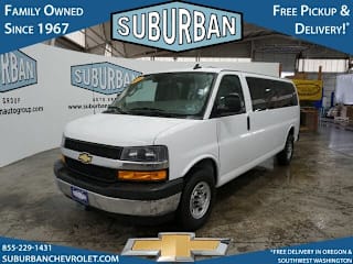 2020 Chevrolet Express Passenger LT 3500 1GAZGPFG3L1173907 2020 Chevrolet Express Passenger LT 3500