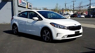 2018 Kia Forte 3KPFL4A74JE217063 2018 Kia Forte