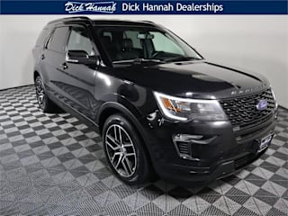 2019 Ford Explorer Sport 1FM5K8GT1KGB17588 2019 Ford Explorer Sport