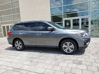 2019 Nissan Pathfinder S 5N1DR2MN5KC634460 2019 Nissan Pathfinder S