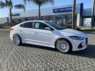 2018 Hyundai Elantra Sport KMHD04LB9JU680217 2018 Hyundai Elantra Sport