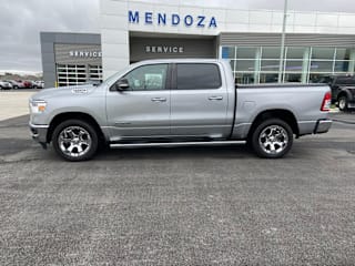 2019 Ram Pickup 1500 1C6SRFFT2KN703163 2019 Ram Pickup 1500