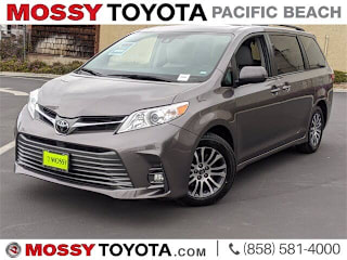 2020 Toyota Sienna XLE 8-Passenger 5TDYZ3DC0LS027747 2020 Toyota Sienna XLE 8-Passenger