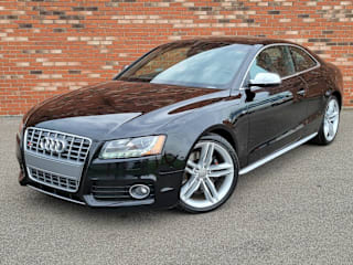2012 Audi S5 4.2 quattro Prestige WAUVVAFR7CA008241 2012 Audi S5 4.2 quattro Prestige