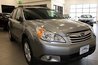 2011 Subaru Outback 2.5i Premium 4S4BRBCC4B3432104 2011 Subaru Outback 2.5i Premium