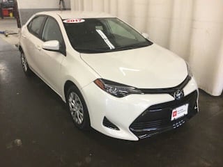 2017 Toyota Corolla LE 5YFBURHE0HP715024 2017 Toyota Corolla LE