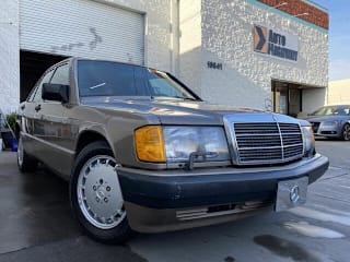 1990 Mercedes-Benz 190-Class WDBDA29D5LF725965 1990 Mercedes-Benz 190-Class