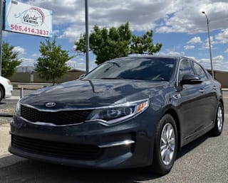 2017 Kia Optima LX 5XXGT4L34HG159813 2017 Kia Optima LX