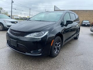 2018 Chrysler Pacifica 2C4RC1GG4JR247231 2018 Chrysler Pacifica