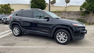 2016 Jeep Cherokee Latitude 1C4PJLCB3GW329678 2016 Jeep Cherokee Latitude