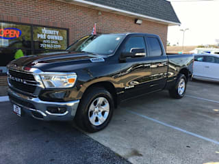 2020 Ram Pickup 1500 1C6RREBT8LN252658 2020 Ram Pickup 1500