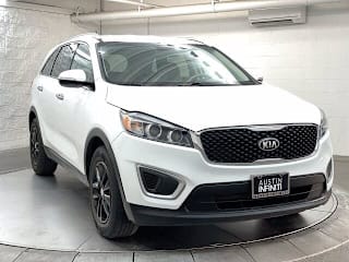 2017 Kia Sorento LX V6 5XYPG4A51HG329002 2017 Kia Sorento LX V6