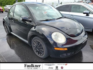 2010 Volkswagen New Beetle Base PZEV 3VWPG3AG1AM000172 2010 Volkswagen New Beetle Base PZEV