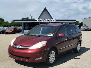 2008 Toyota Sienna XLE 5TDBK22C68S009266 2008 Toyota Sienna XLE