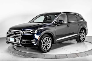 2018 Audi Q7 3.0T quattro Premium WA1AAAF7XJD012933 2018 Audi Q7 3.0T quattro Premium