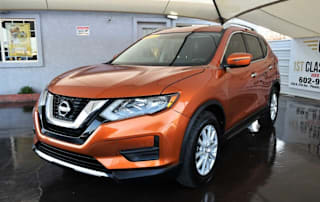 2017 Nissan Rogue 5N1AT2MN3HC759874 2017 Nissan Rogue