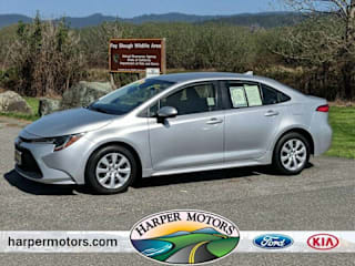 2020 Toyota Corolla LE JTDEPRAE0LJ025835 2020 Toyota Corolla LE