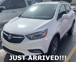 2018 Buick Encore Sport Touring KL4CJ1SB0JB665883 2018 Buick Encore Sport Touring