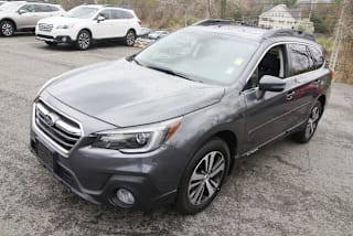 2018 Subaru Outback 2.5i Limited 4S4BSANC7J3323985 2018 Subaru Outback 2.5i Limited