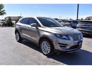 2019 Lincoln MKC Premiere 5LMCJ1C98KUL17586 2019 Lincoln MKC Premiere