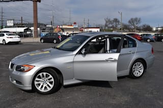 2007 BMW 3 Series WBAVC93517K030757 2007 BMW 3 Series