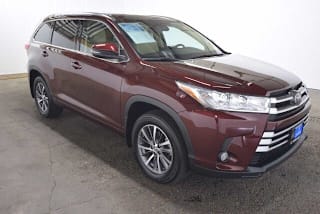 2018 Toyota Highlander XLE 5TDJZRFH0JS845103 2018 Toyota Highlander XLE