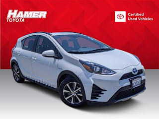 2018 Toyota Prius c Four JTDKDTB30J1606934 2018 Toyota Prius c Four
