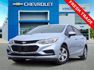 2017 Chevrolet Cruze LS Auto 1G1BC5SM9H7126768 2017 Chevrolet Cruze LS Auto