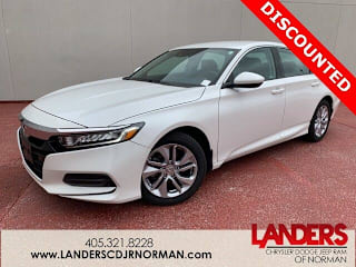 2019 Honda Accord LX 1HGCV1F18KA172957 2019 Honda Accord LX