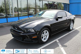 2014 Ford Mustang V6 1ZVBP8AM7E5306558 2014 Ford Mustang V6
