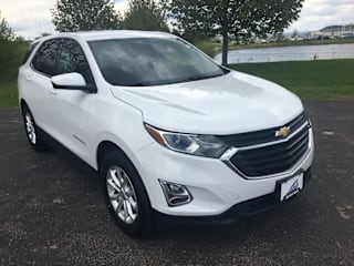 2018 Chevrolet Equinox LT 2GNAXSEVXJ6304212 2018 Chevrolet Equinox LT