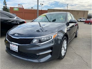 2017 Kia Optima LX 5XXGT4L39HG127732 2017 Kia Optima LX