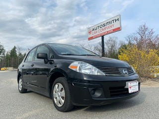 2011 Nissan Versa 1.6 Base 3N1CC1AP3BL375377 2011 Nissan Versa 1.6 Base