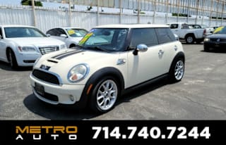 2009 MINI Cooper S WMWMF73569TW84335 2009 MINI Cooper S