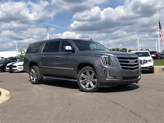 2019 Cadillac Escalade ESV Luxury 1GYS4HKJ9KR267583 2019 Cadillac Escalade ESV Luxury